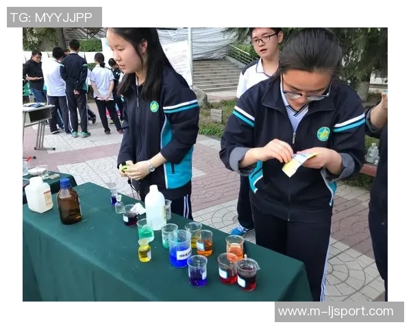 田林三中足球队奋勇拼搏展现青春风采助力校园文化活动蓬勃发展