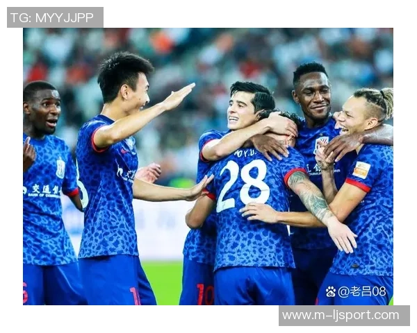 足球场上的幽默时刻那些让人捧腹大笑的搞笑进球集锦